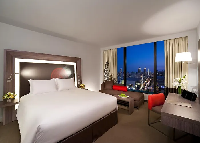 Novotel Platinum Pratunam Hotel 4*