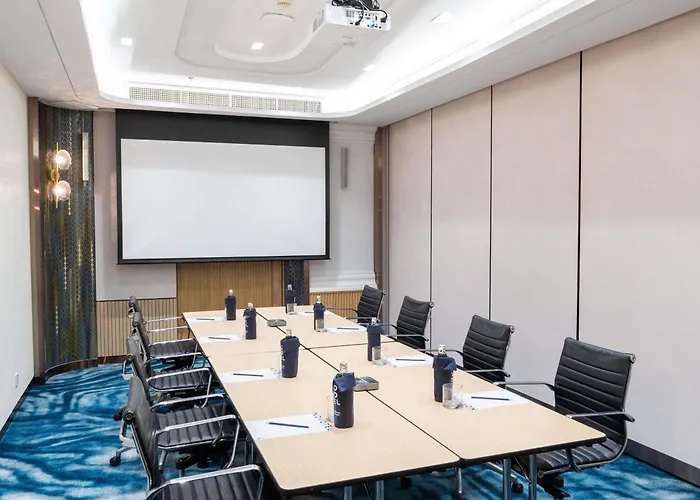 Novotel Platinum Pratunam 4* Бангкок